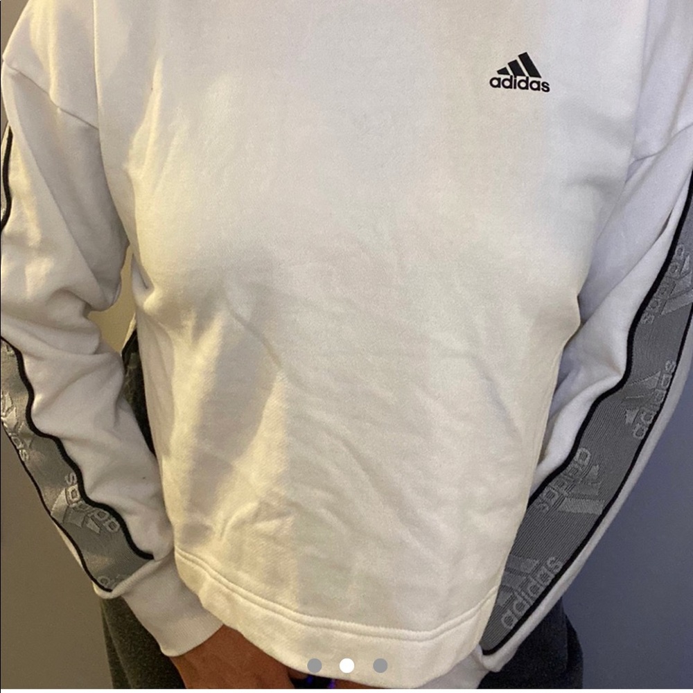Adidas crewneck